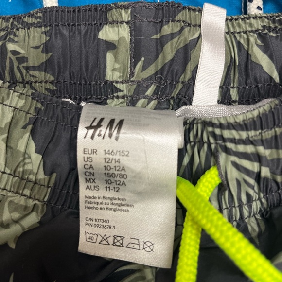 AMAZING-Boys Swim Bundle sz.L/XL - Picture 8 of 15